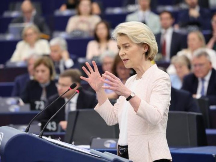 Ursula von der Leyen lett az Európai Bizottság újraválasztott elnöke